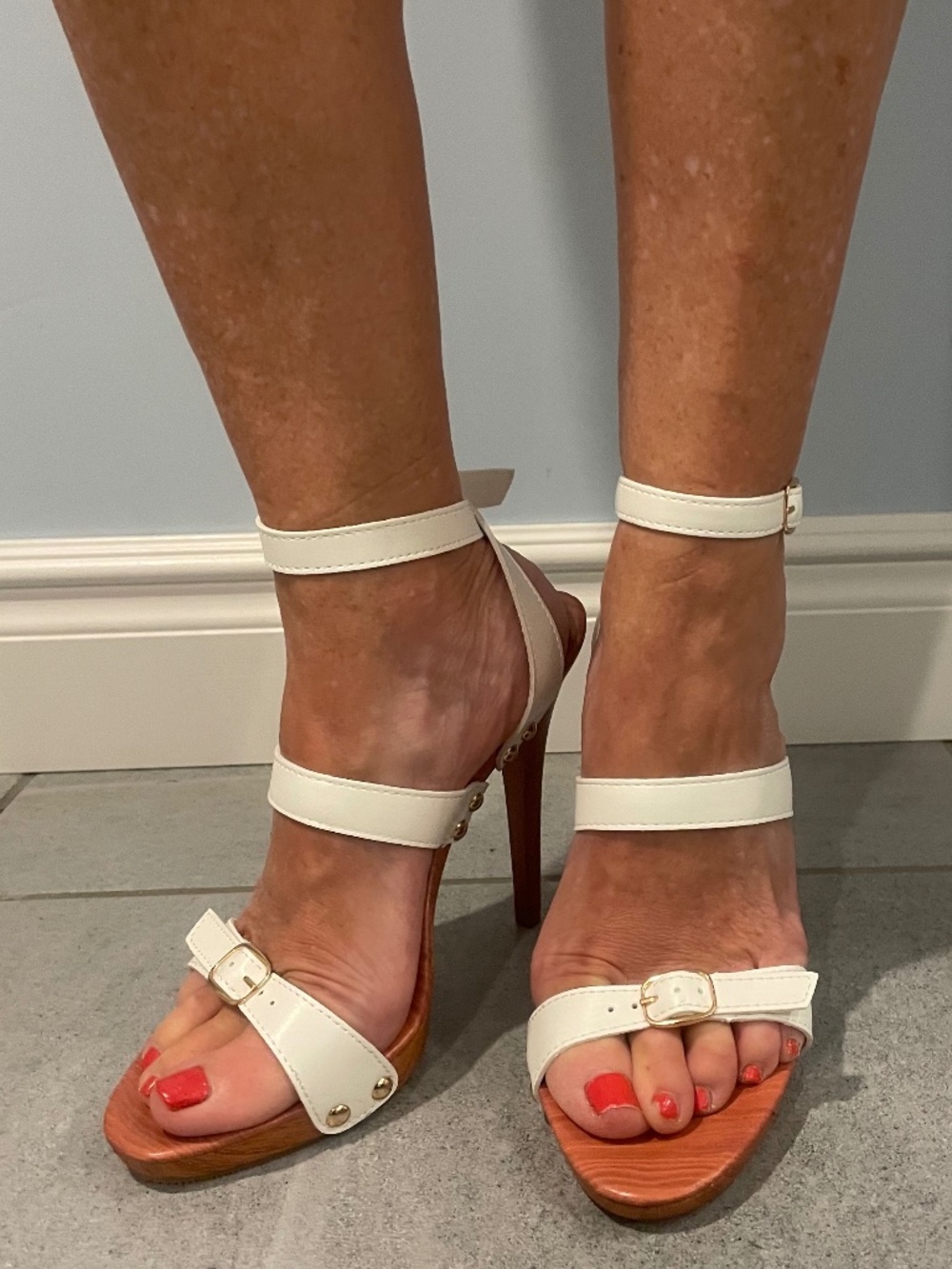 FASHION NOVA White High Heel Sandals